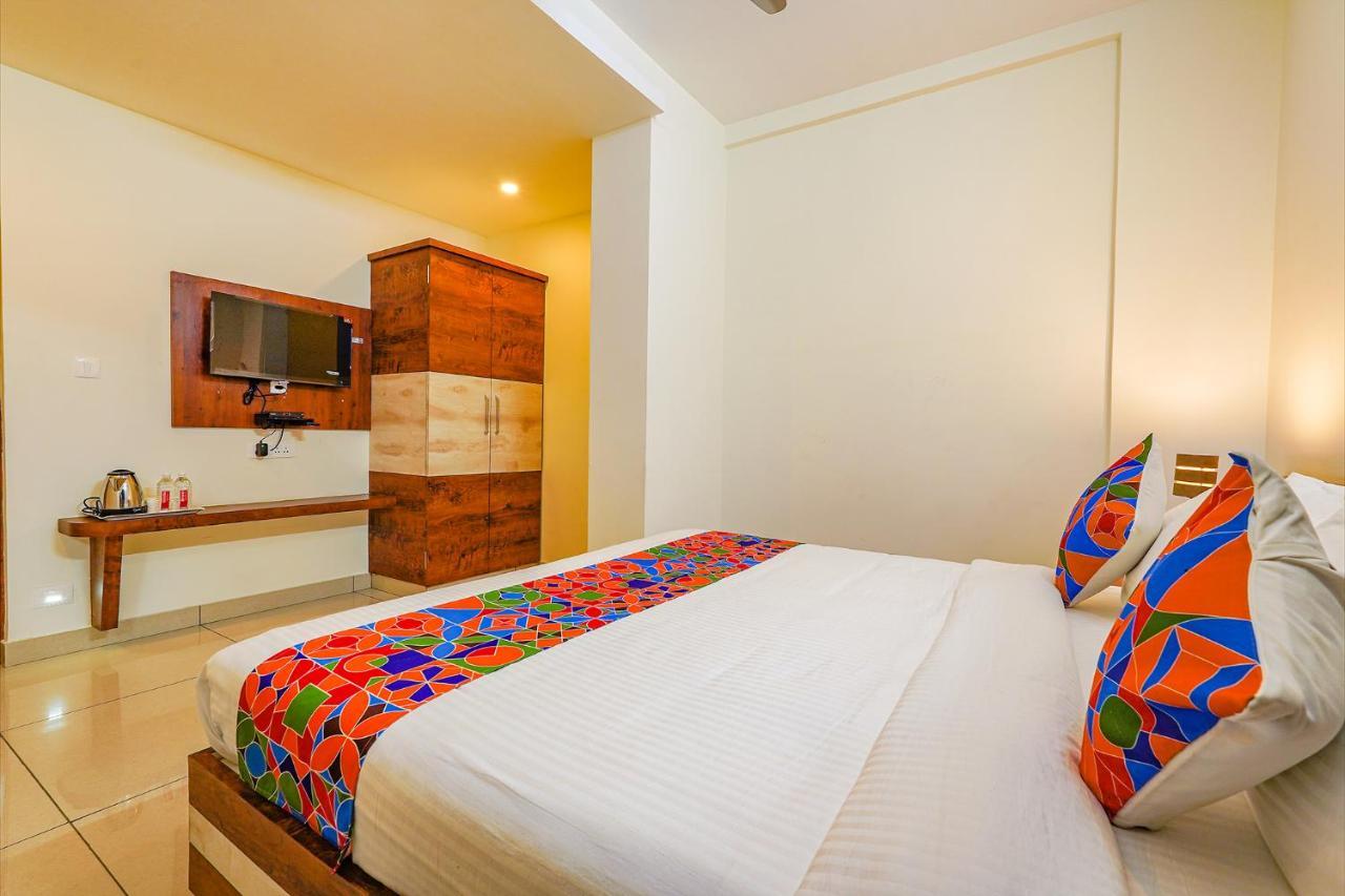 Fabhotel Shakthi Suites - Nr Jayadeva Hospital Бенґалуру Екстер'єр фото